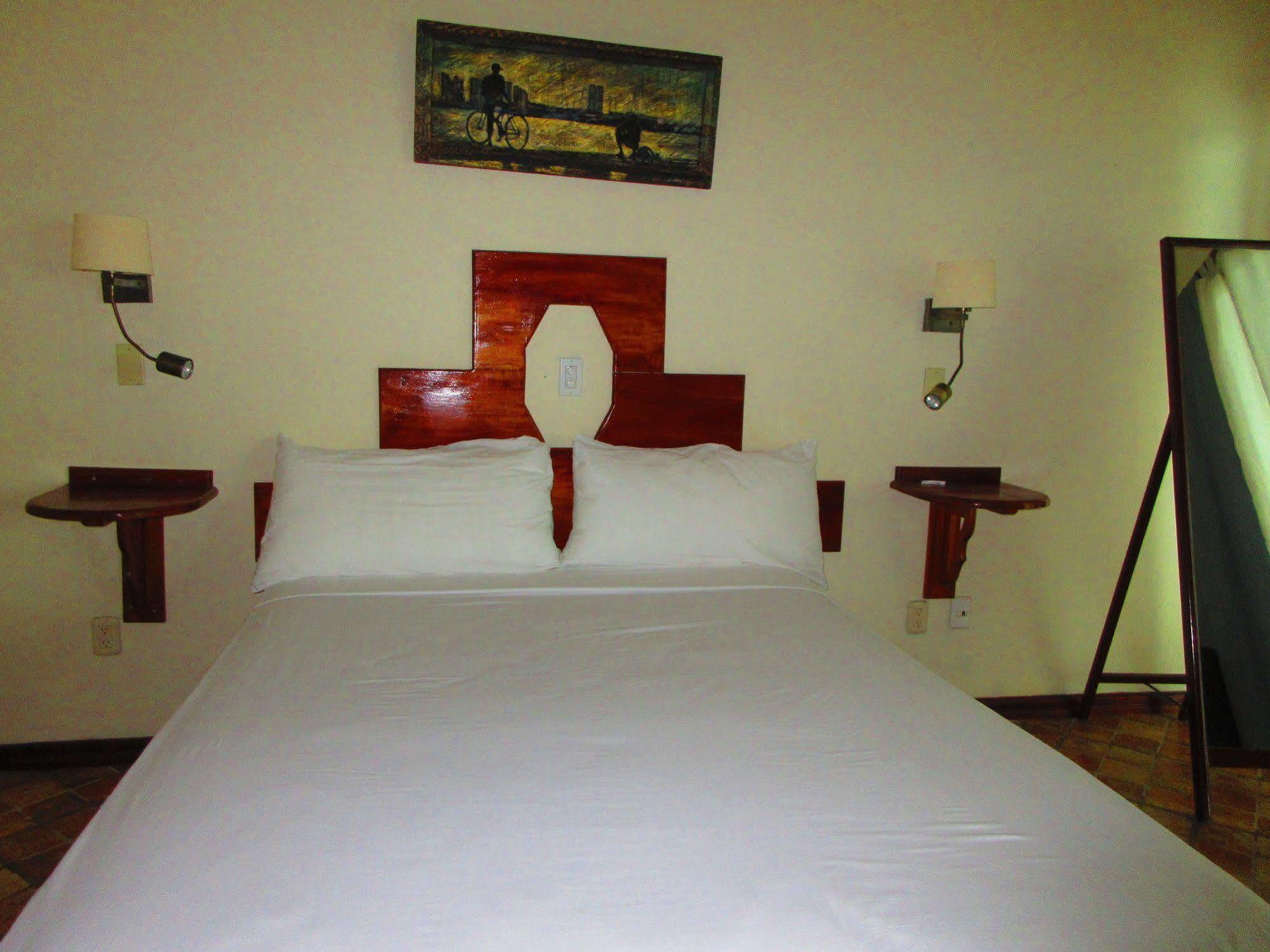 Los Balcones Over The Sea Hotel Bocas del Toro Zewnętrze zdjęcie