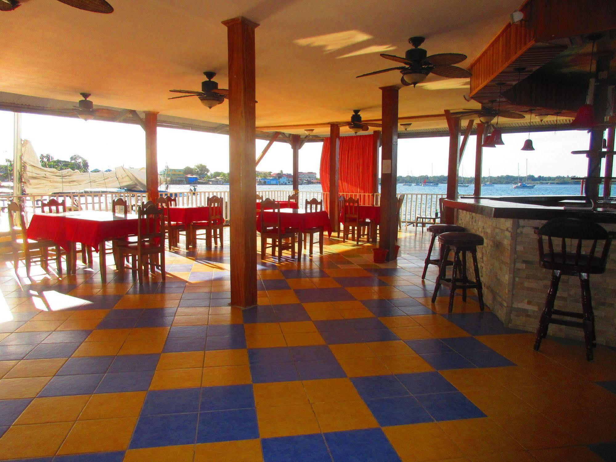 Los Balcones Over The Sea Hotel Bocas del Toro Zewnętrze zdjęcie